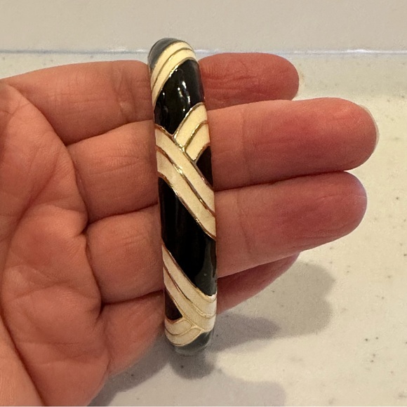 J. Crew Bracelet- Bangle style w/ hinged open Gold tone w/ black & white enamel - Picture 10 of 11